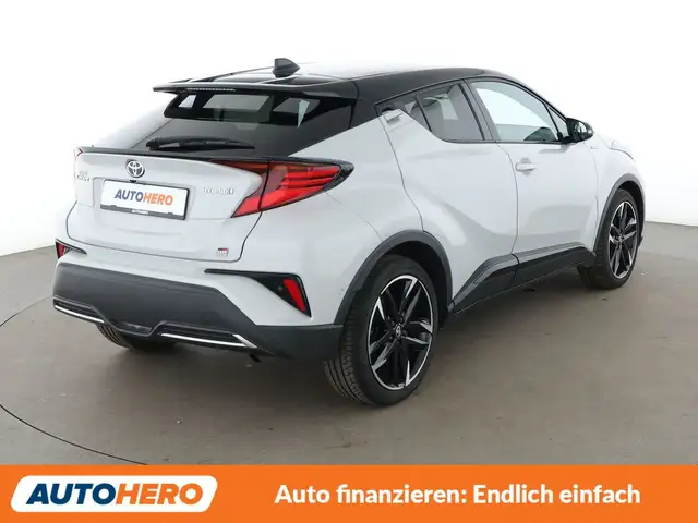Toyota C-HR view 6