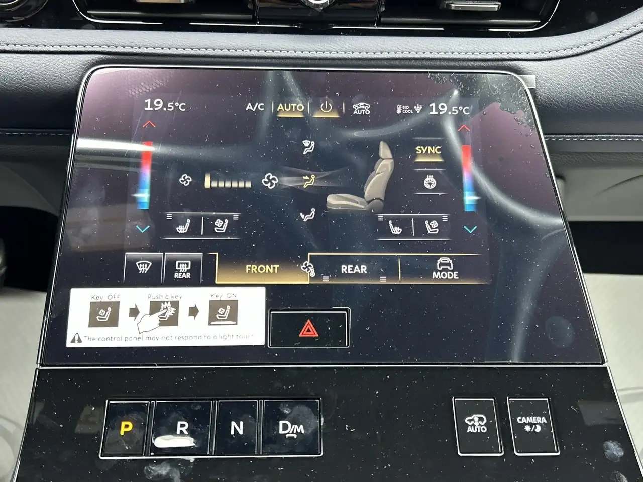 Infiniti QX80 снимка Infiniti QX80