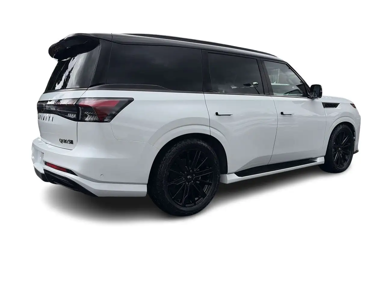 Infiniti QX80 снимка Infiniti QX80