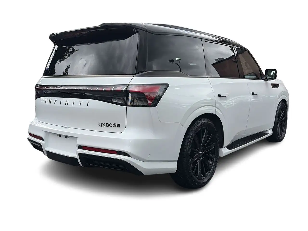 Infiniti QX80 снимка Infiniti QX80
