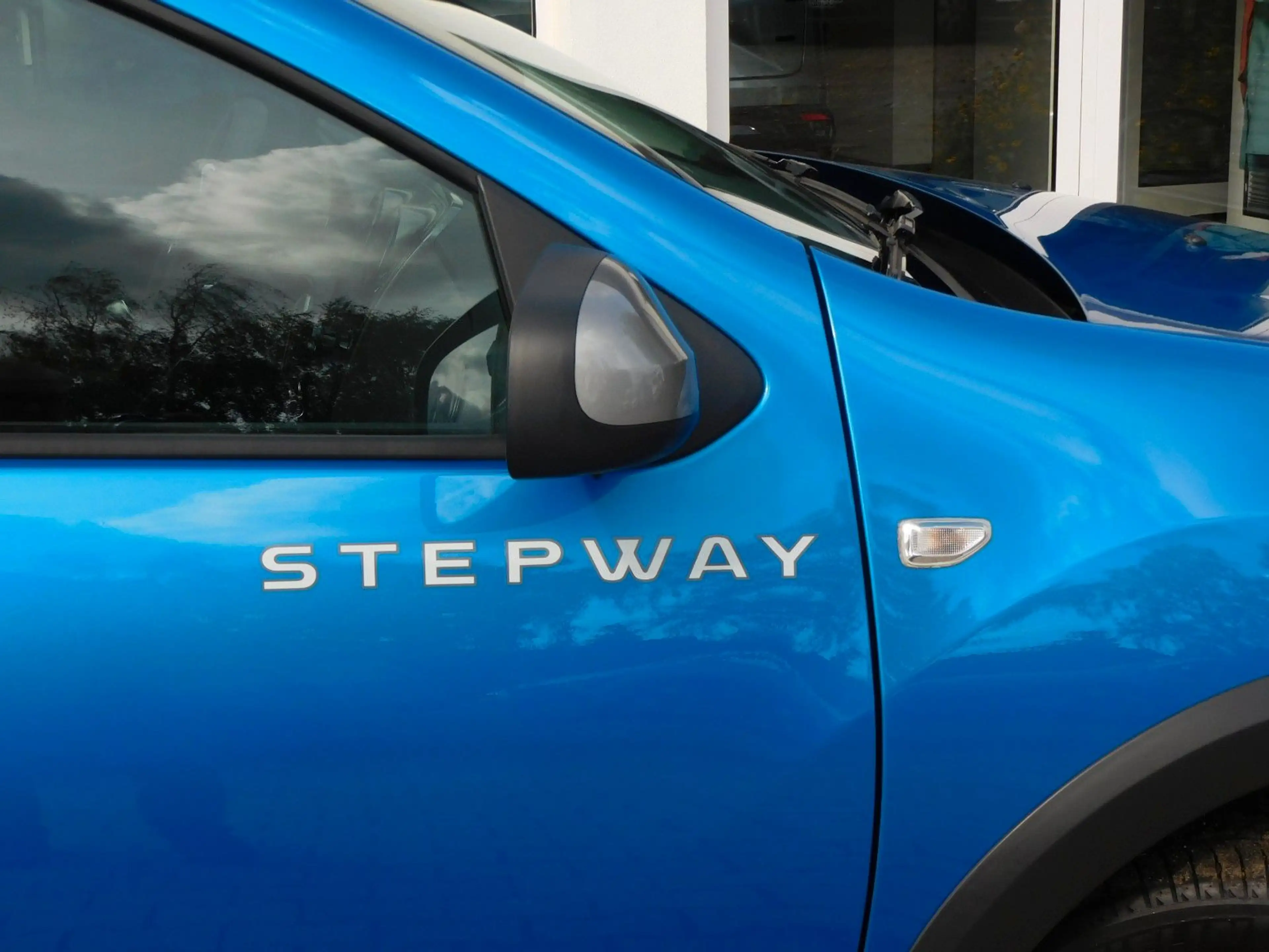 Dacia Sandero II Stepway Prestige TCe 90 — photo 6