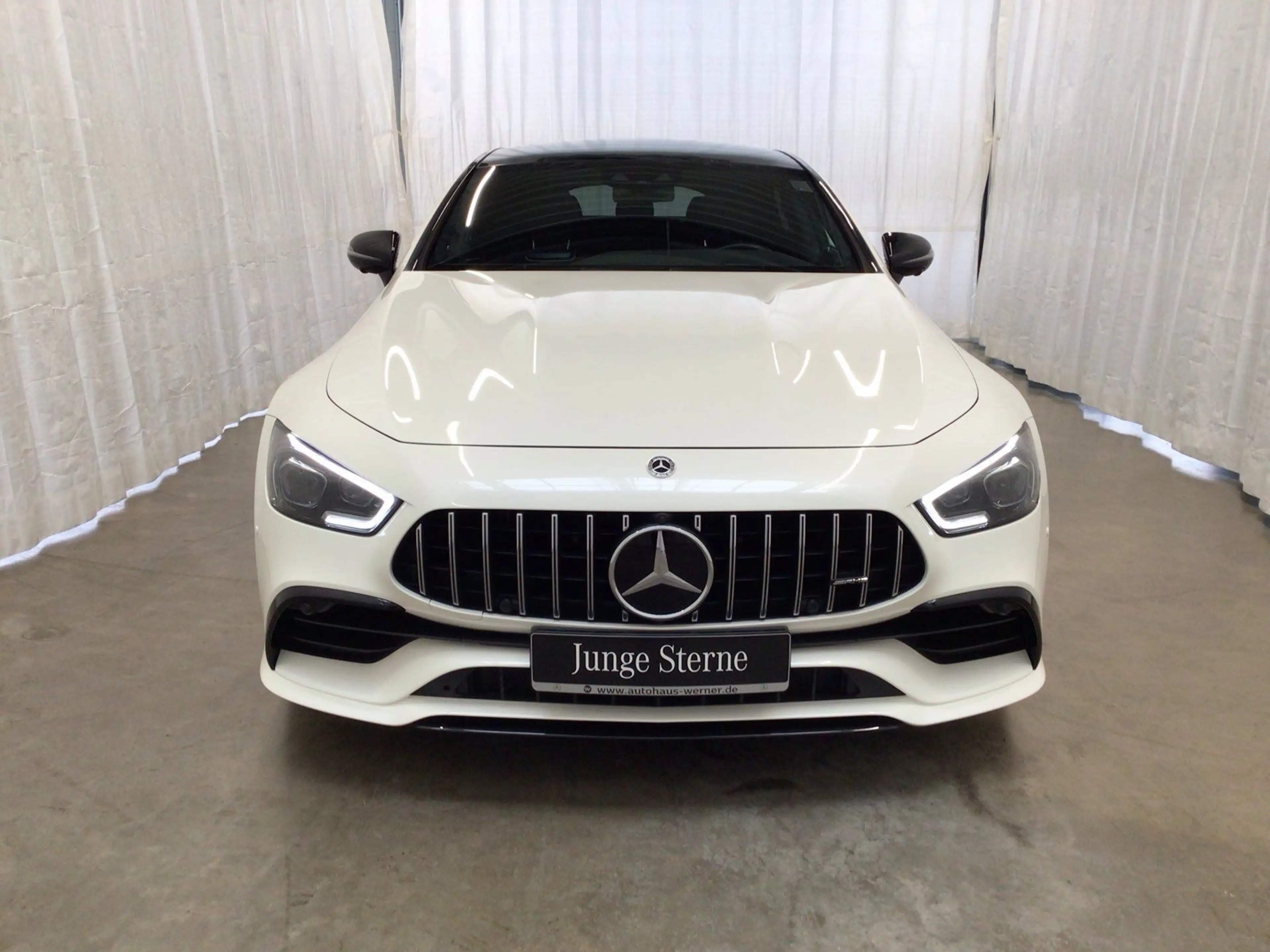 Mercedes-Benz AMG GT 43 4M Performance NIGHT MEMO PANO STANDHE — photo 3