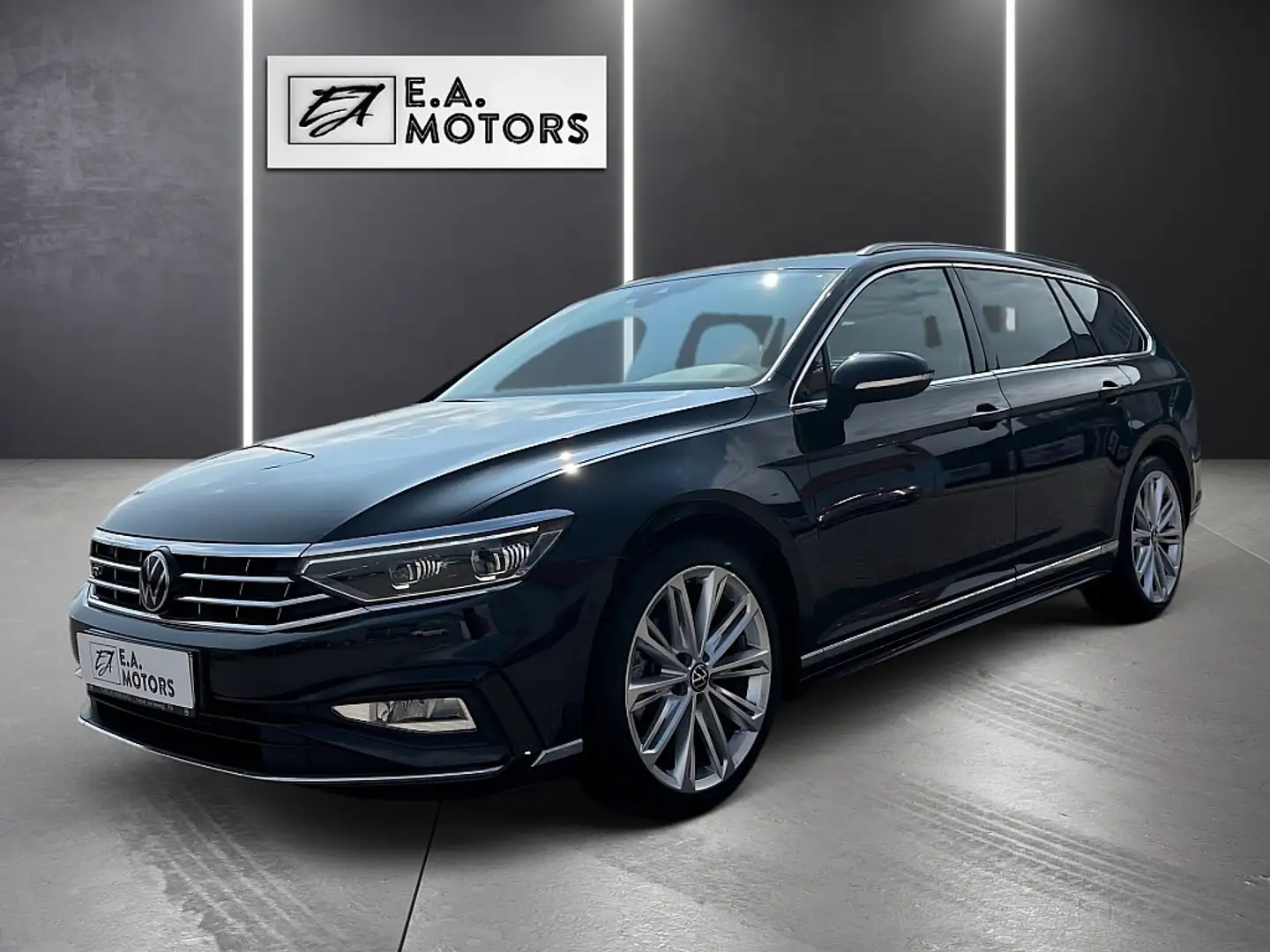 Volkswagen Passat Variant Elegance 2,0 TDI DSG Schwarz - 1