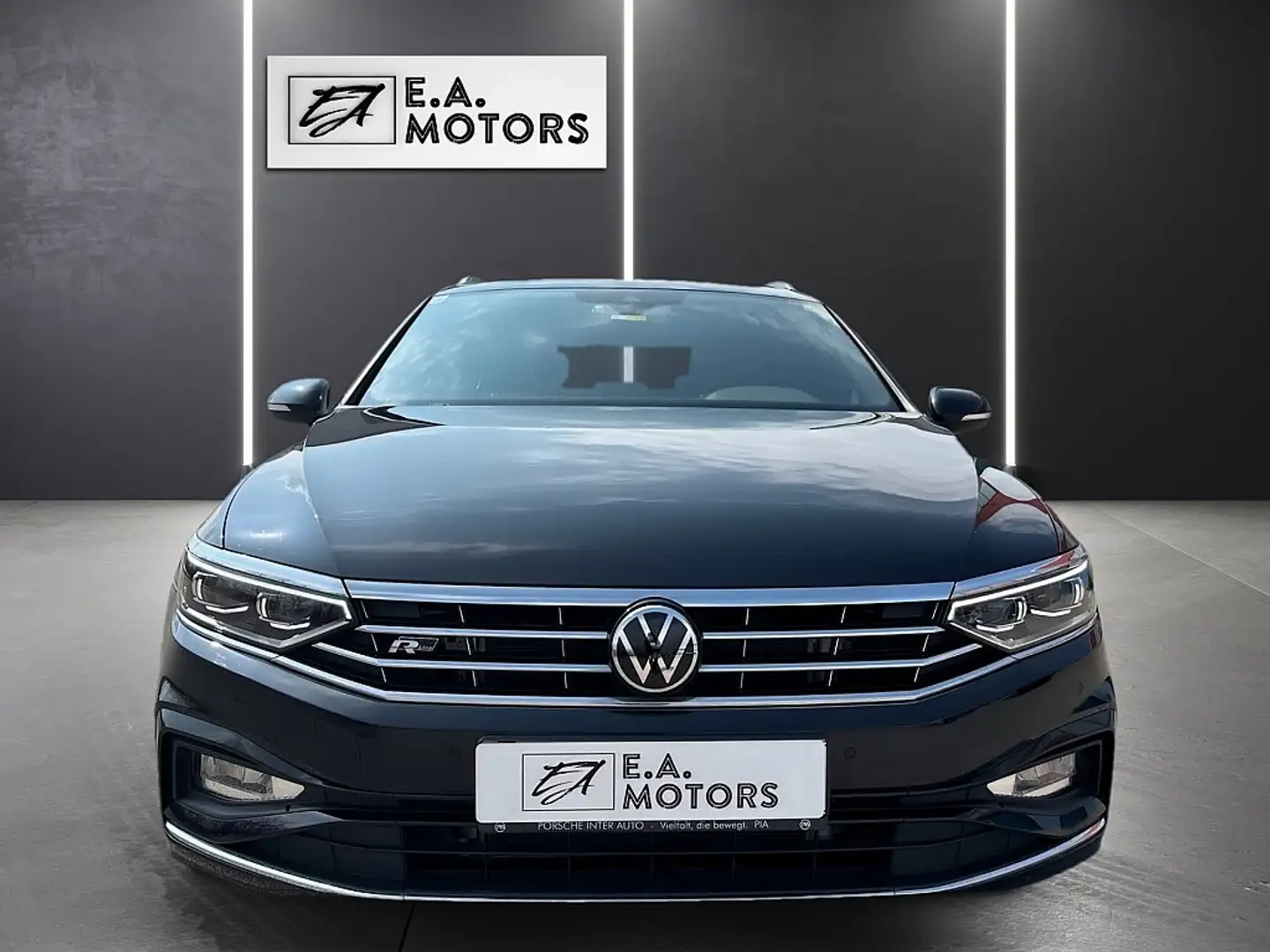 Volkswagen Passat Variant Elegance 2,0 TDI DSG Schwarz - 2