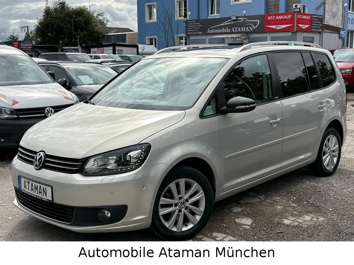 Volkswagen Touran 1.4 TSI DSG Style Navi, Panorama, 7-Sitze Argent - 2