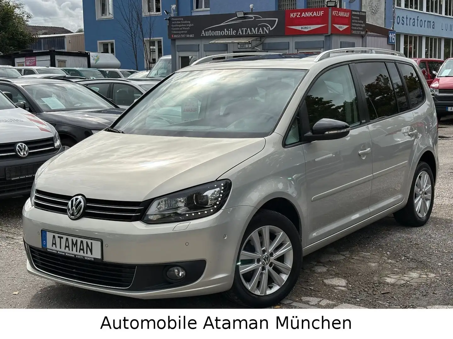 Volkswagen Touran 1.4 TSI DSG Style Navi, Panorama, 7-Sitze Argent - 1