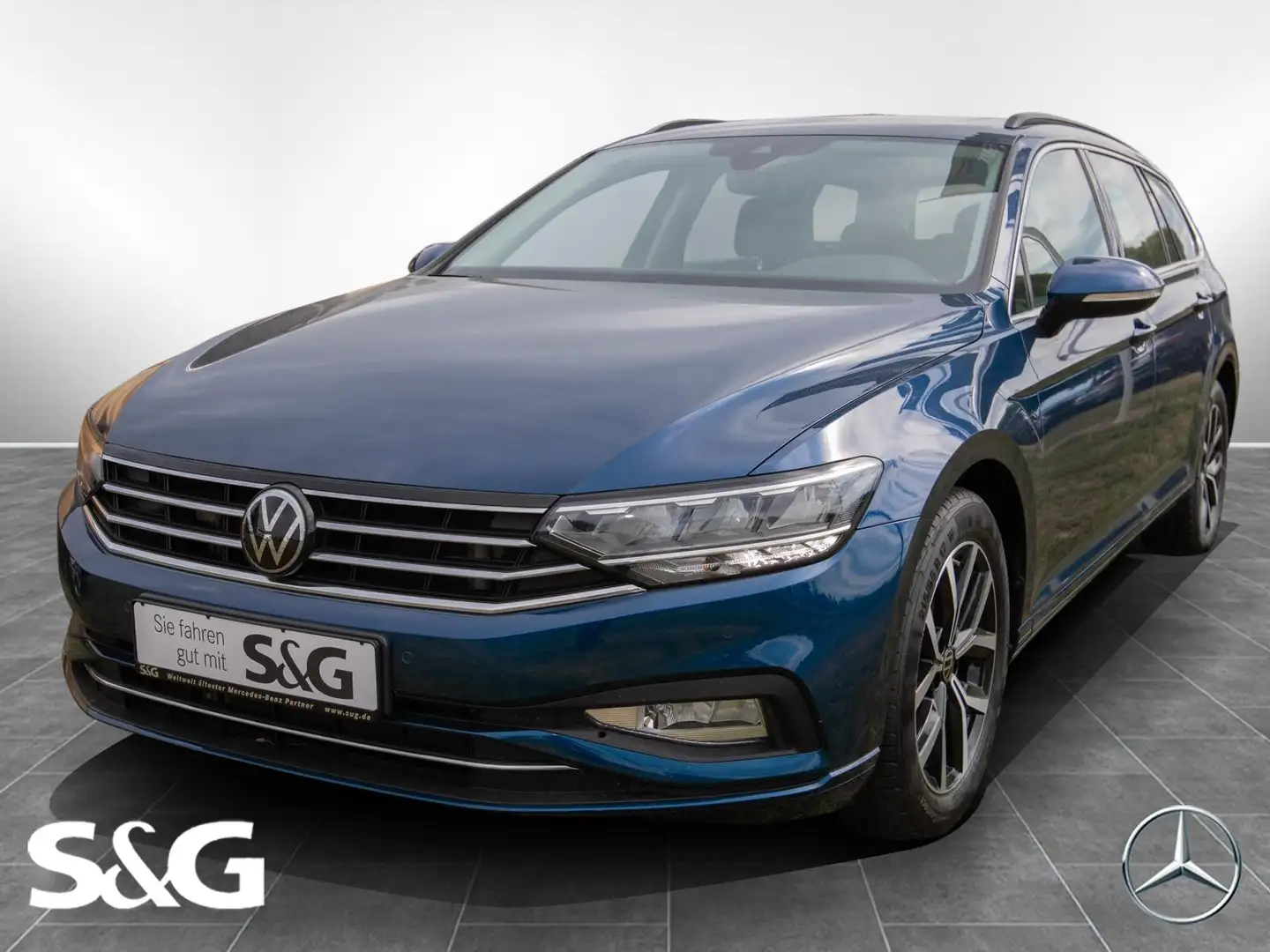 Volkswagen Passat 2.0 TDI Chrom+Pano+LED+AHK+Business Blau - 1