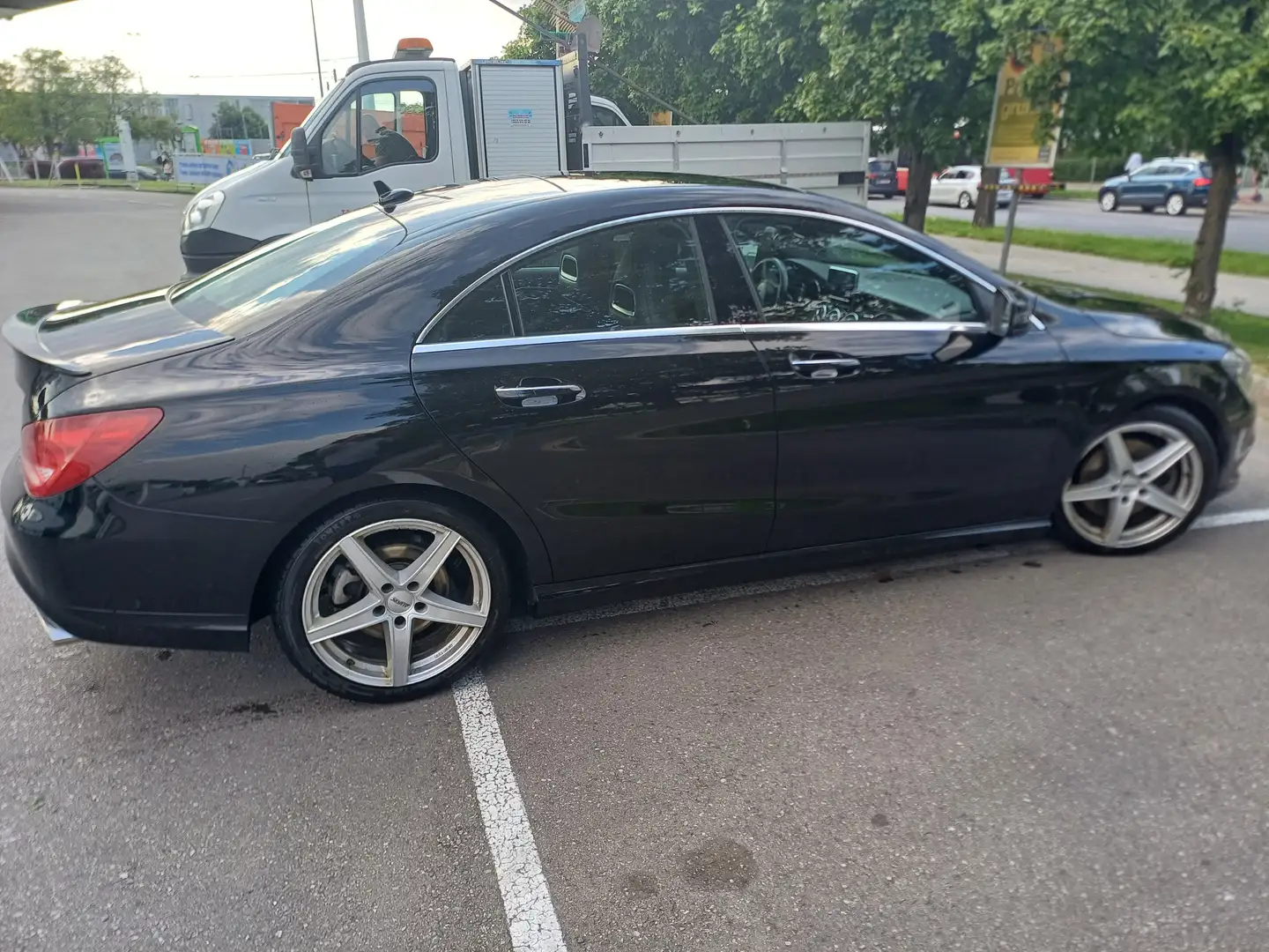 Mercedes-Benz CLA 250 Sport Aut. Schwarz - 2
