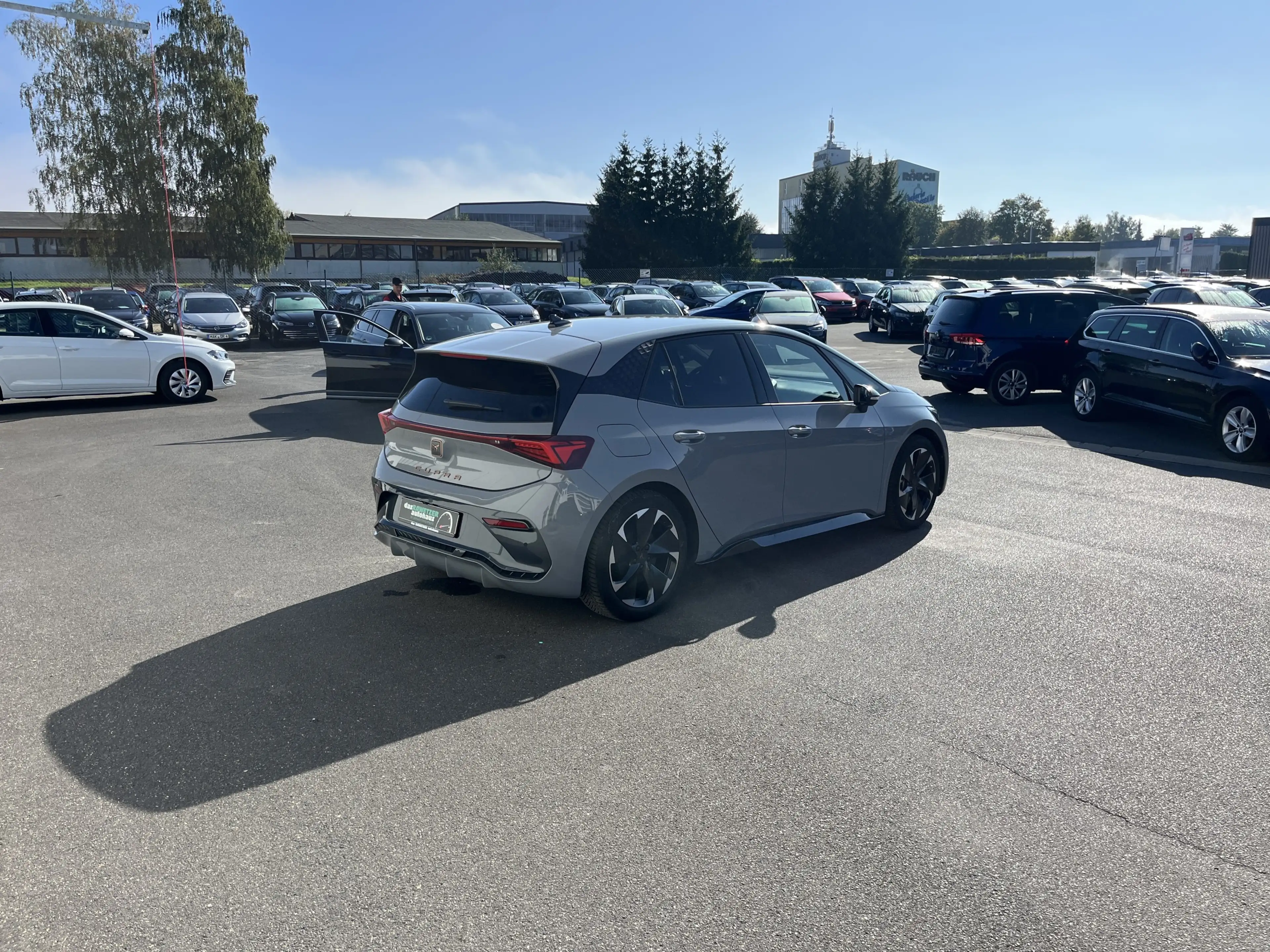 CUPRA Born 192€ m.20% Anz. 82kWh WäPu Navi ACC HeadUp LED — photo 8