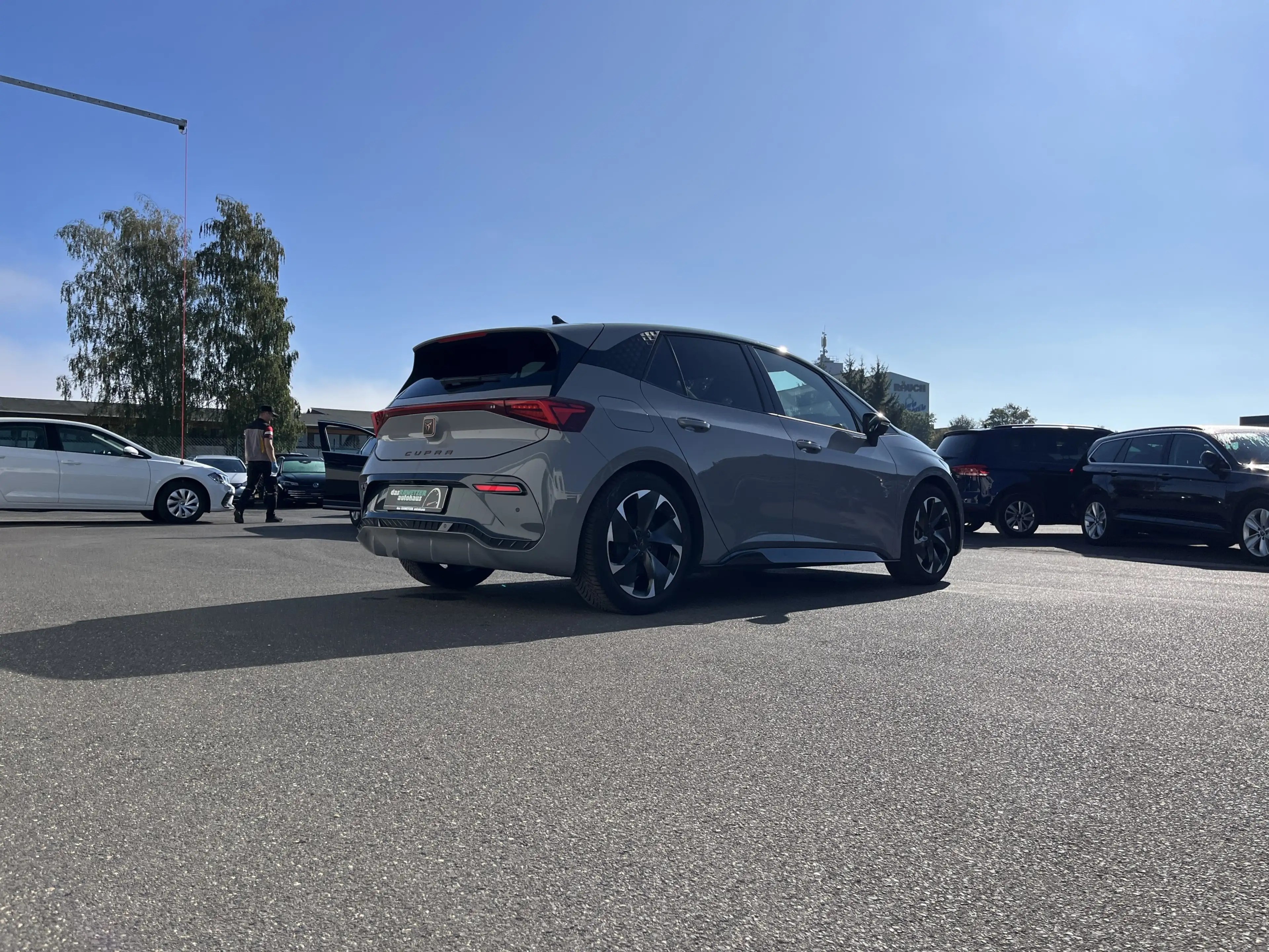CUPRA Born 192€ m.20% Anz. 82kWh WäPu Navi ACC HeadUp LED — photo 7
