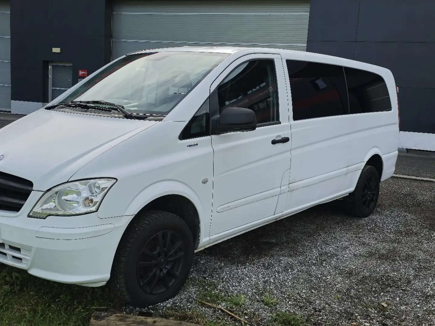 Mercedes-Benz Viano Ambiente extralang 2,2CDI BlueEff. DPF 4MATIC Aut White - 1