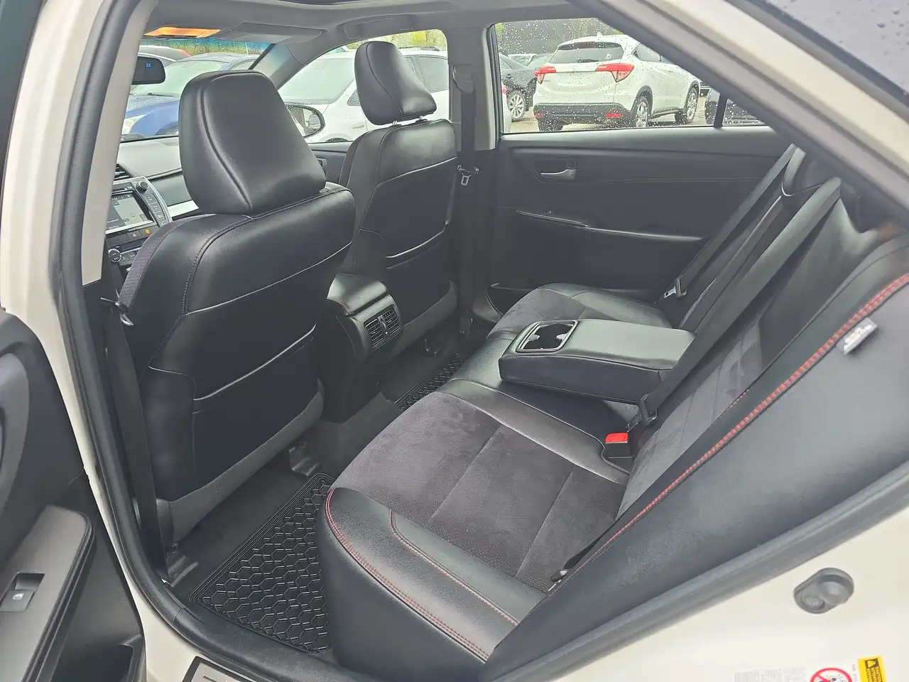 Toyota Camry снимка Toyota Camry
