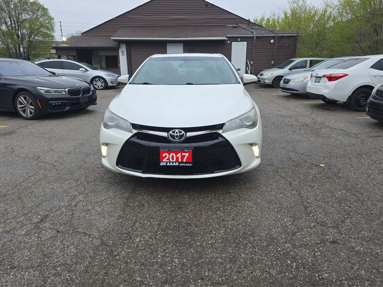 Toyota Camry снимка Toyota Camry