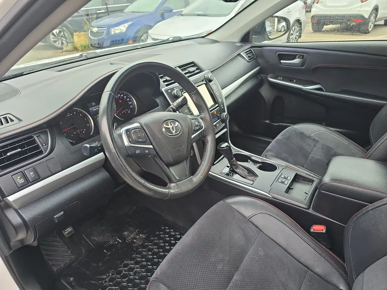 Toyota Camry снимка Toyota Camry