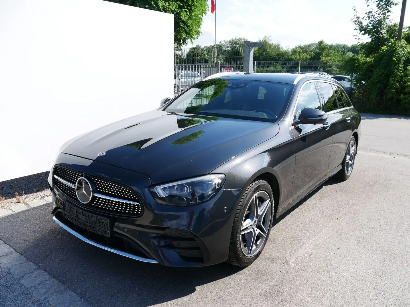 Mercedes-Benz E 450 AVANTGARDE  4MATIC  T-MODELL*NAVI*ACC*LED*PDC*KAME Grau - 1