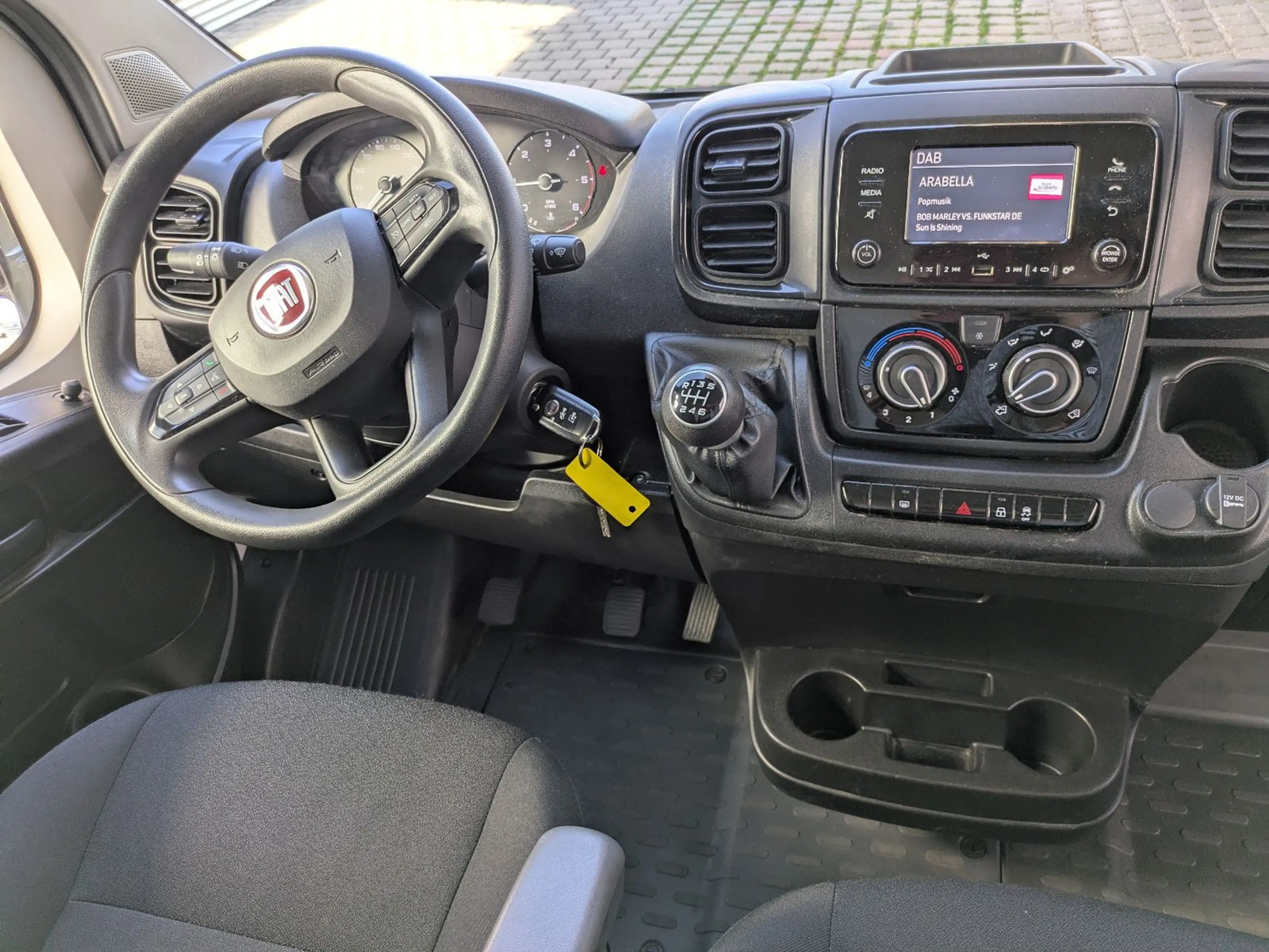 Fiat Ducato 3,3t L2H2 120PS Klima PDC Tempo 2,2ltr. — photo 11