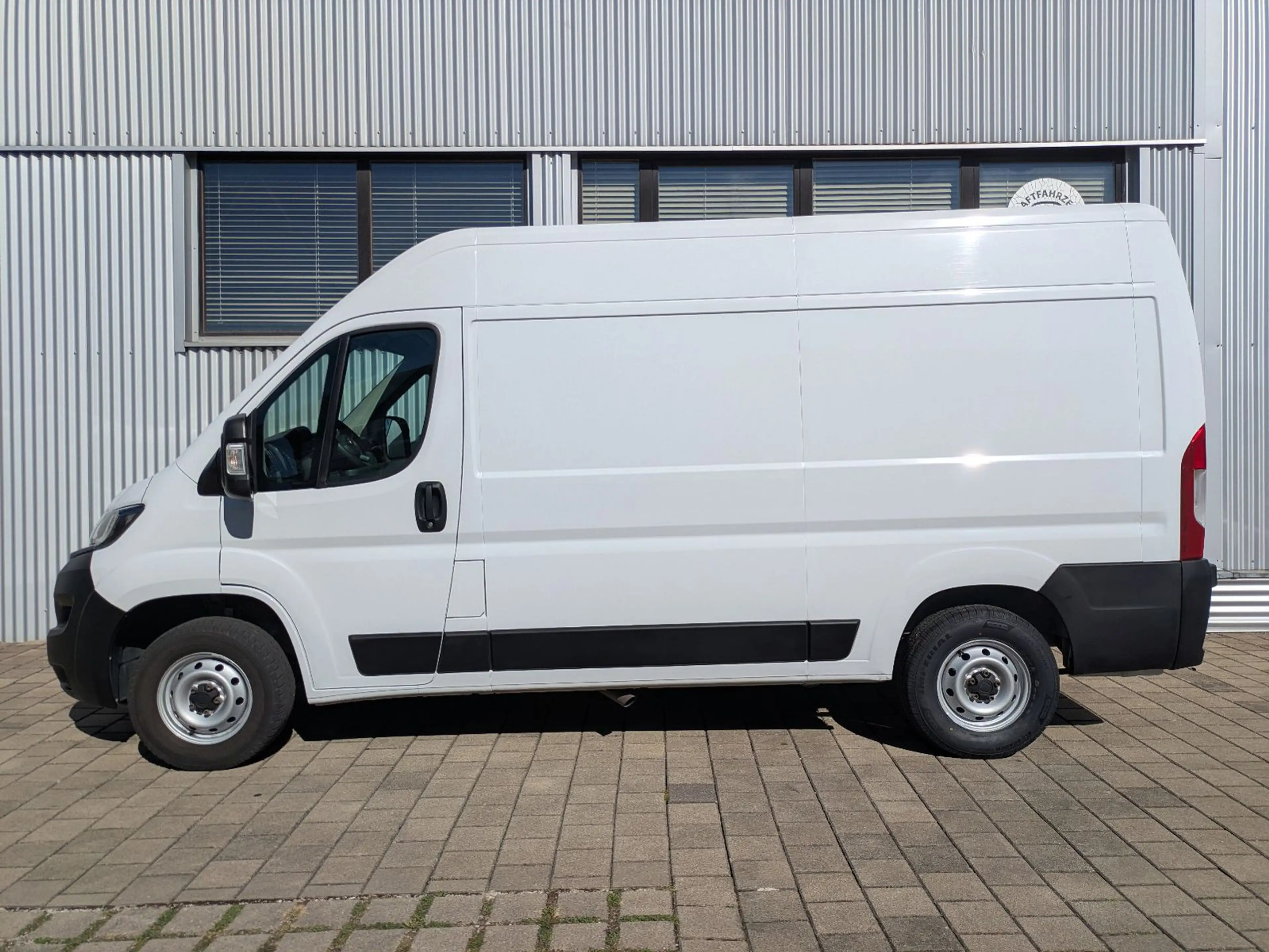 Fiat Ducato 3,3t L2H2 120PS Klima PDC Tempo 2,2ltr. — photo 3