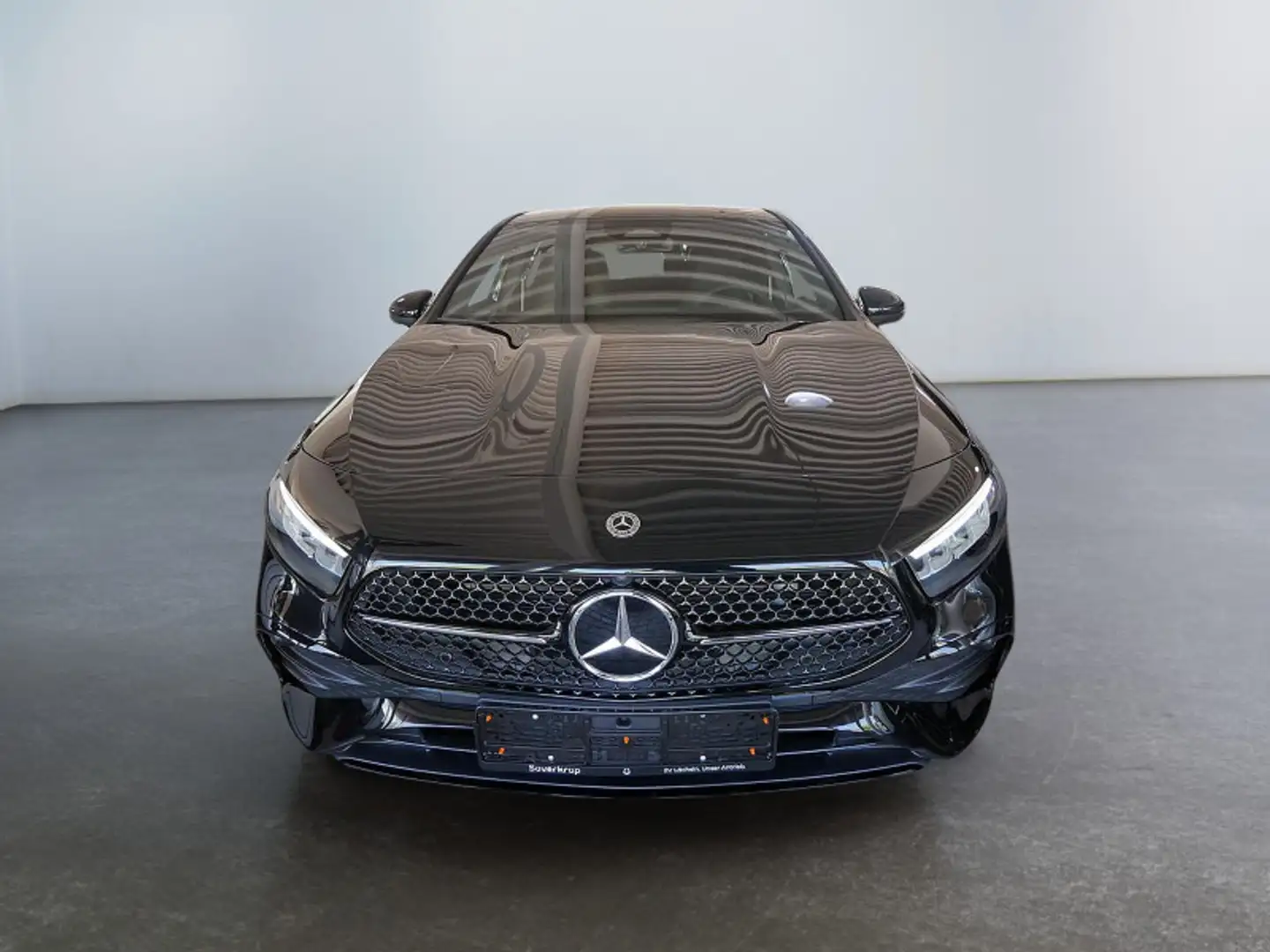 Mercedes-Benz A 250 4M AMG NIGHT MEMO AHK DISTR KAMERA PANO Zwart - 2