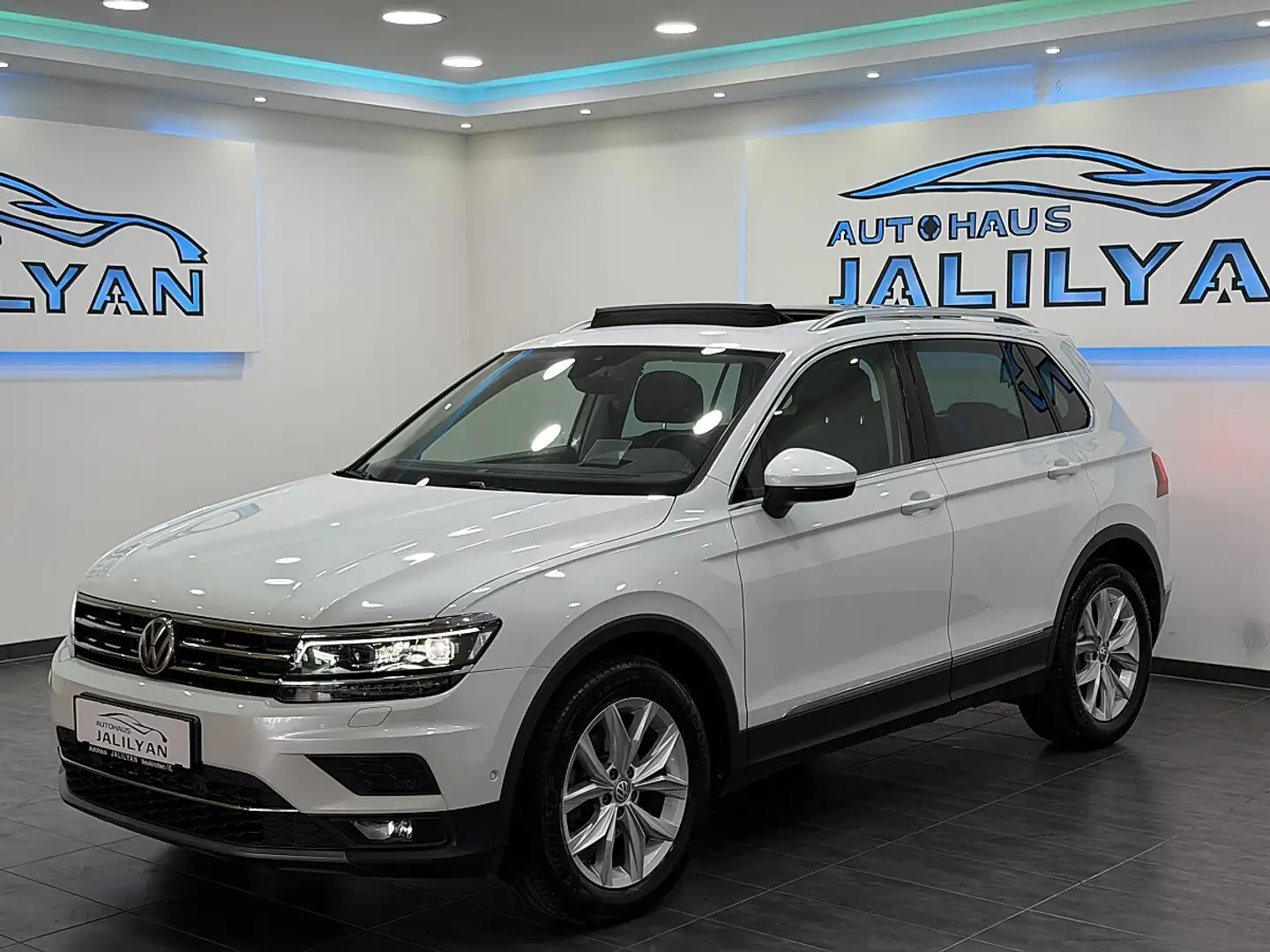 Volkswagen Tiguan 2,0 TDI SCR Highline DSG,HEAD UP, PANO, NAVI, L... Weiß - 2