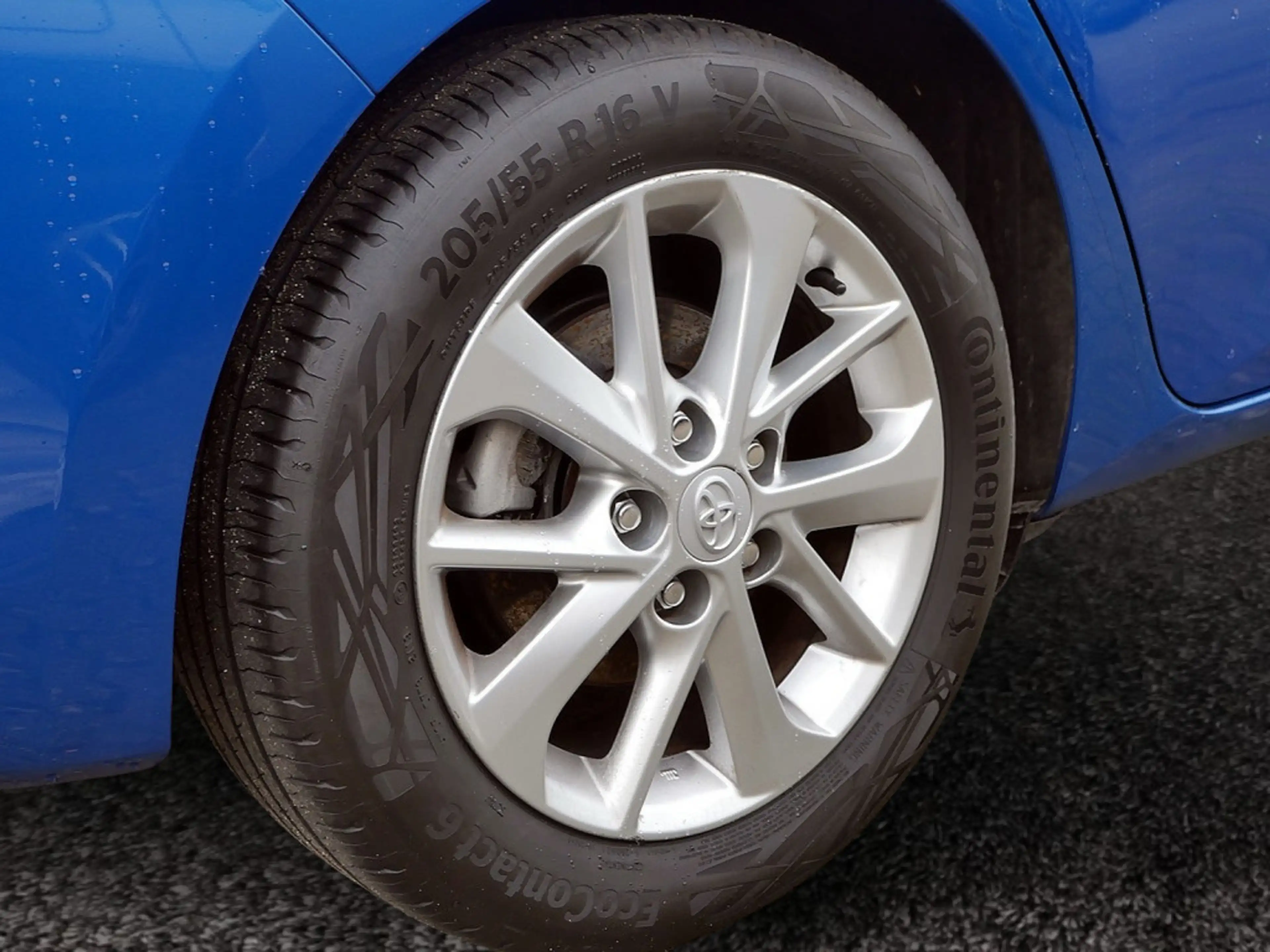 Toyota Auris Touring Sports 2.0 D-4D Executive NAVI — photo 10