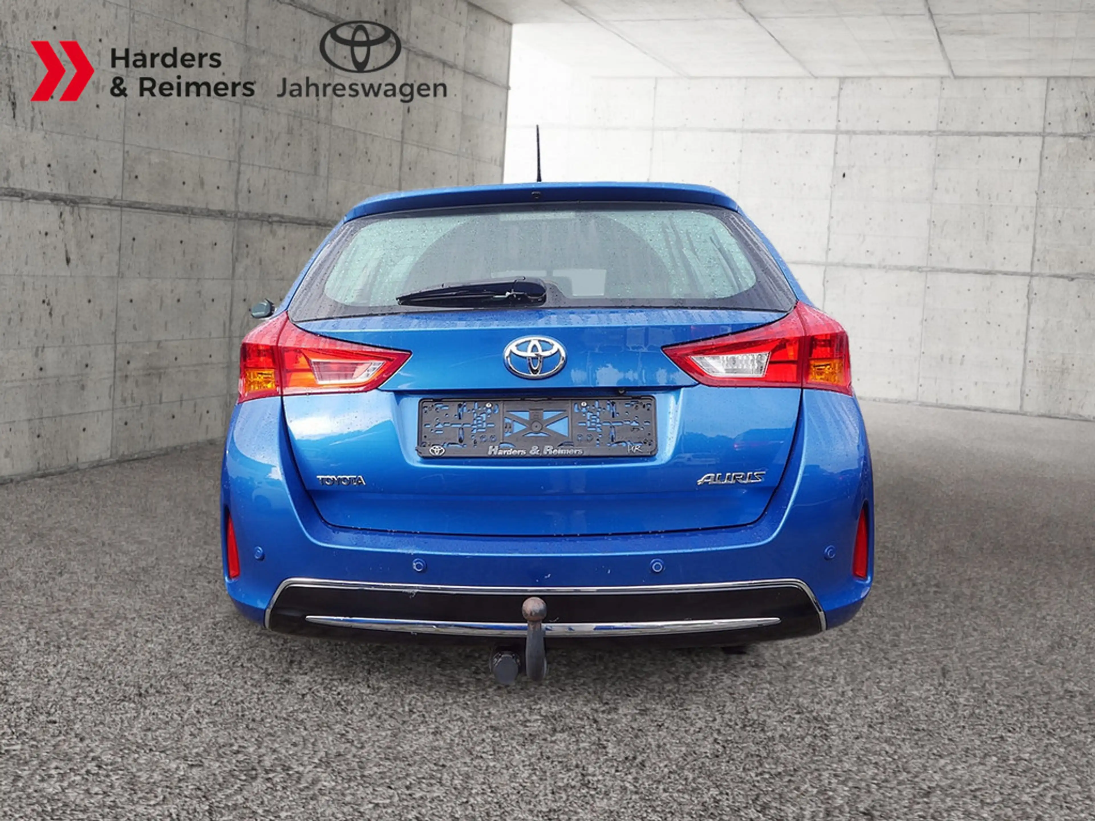Toyota Auris Touring Sports 2.0 D-4D Executive NAVI — photo 5