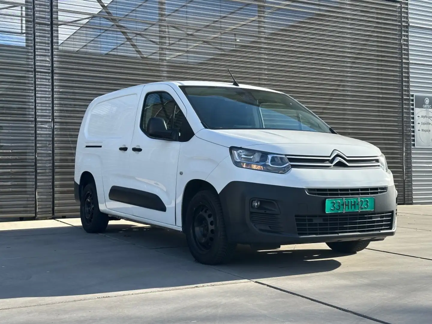 Citroen Berlingo 1.2 PureTech Club XL AUTOMAAT !! GEEN MILIEUZONES Weiß - 2