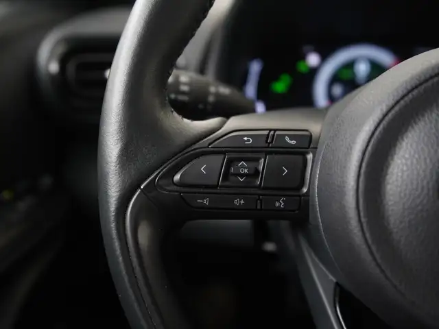Toyota Yaris Cross view 8