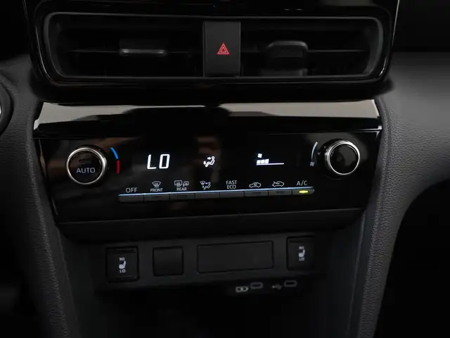 Toyota Yaris Cross view 13