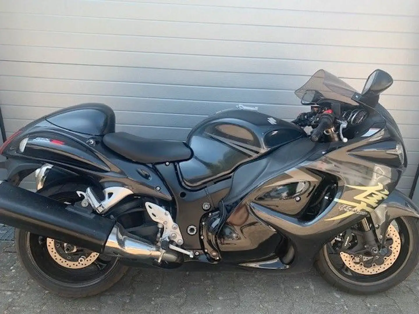 Suzuki GSX 1300 Hayabusa Grau - 1