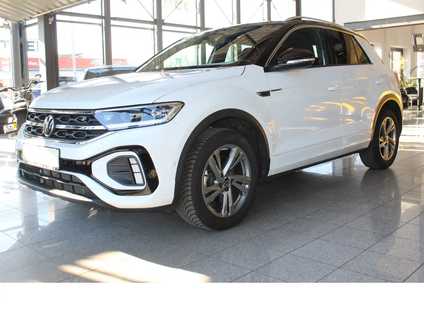 Volkswagen T-Roc 2.0 TDI DSG R-Line LED*ACC*SHZ*KAM*AHK*APP Weiß - 1