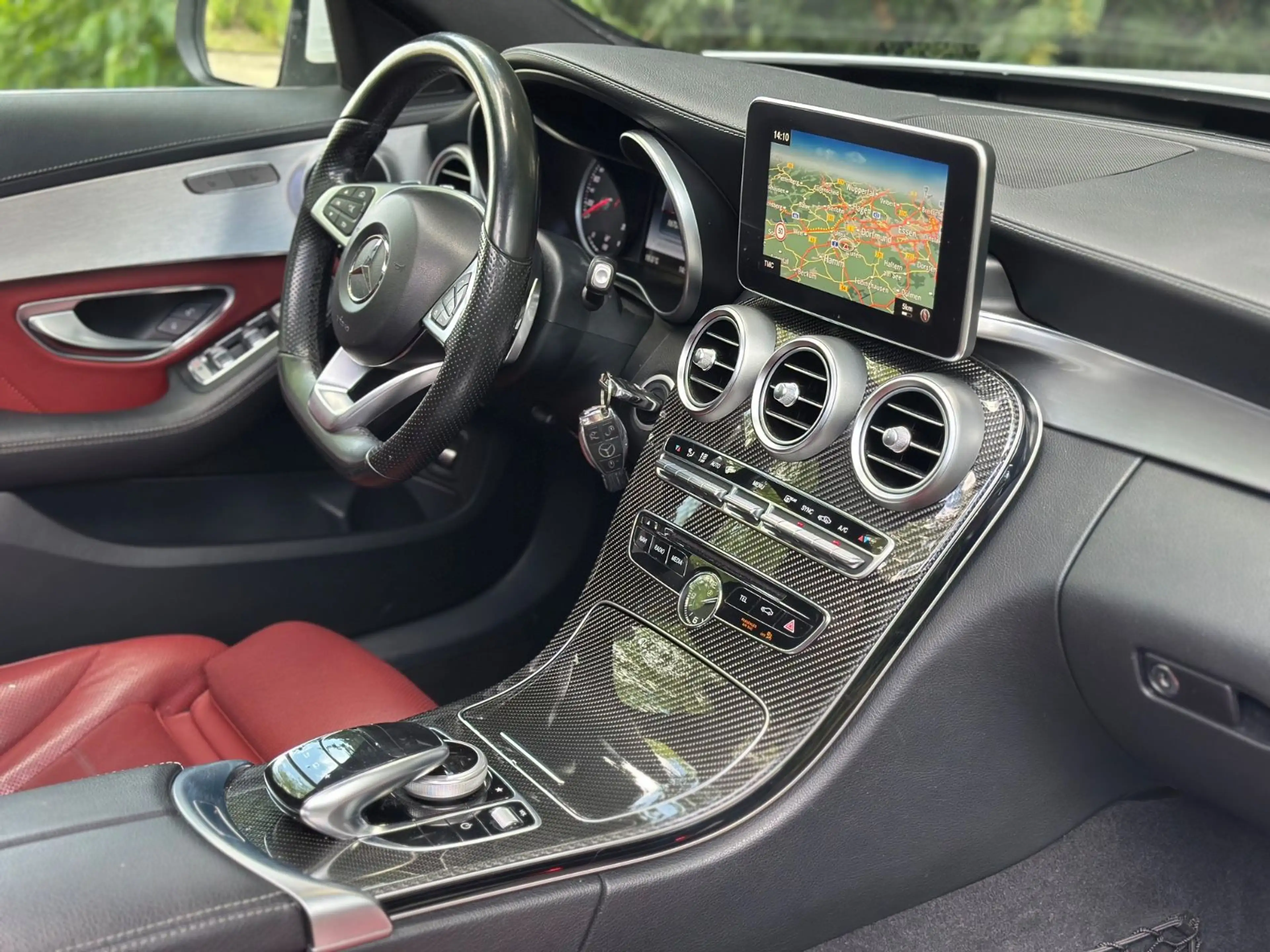 Mercedes-Benz C 250 d AMG-LINE*9-G*PANO*HUD*AHK*CARBON* — photo 15