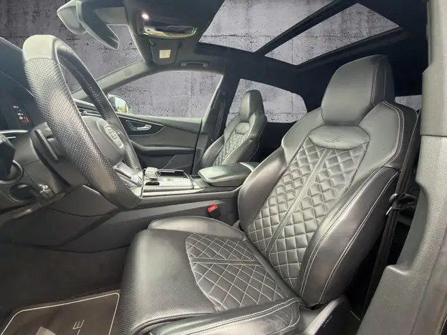Audi Q8 50 TDI quattro 3xS-Line All Black Ansicht 10
