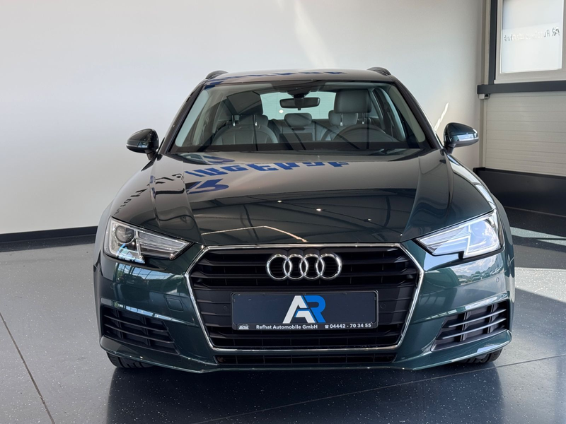 Audi A4 Avant basis*SPORT*PDC*SHZ*AHK*XENON* — photo 4
