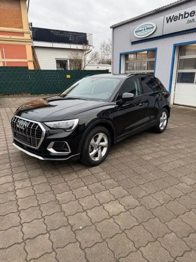 Audi Q3 35 TFSI advanced Schwarz - 2