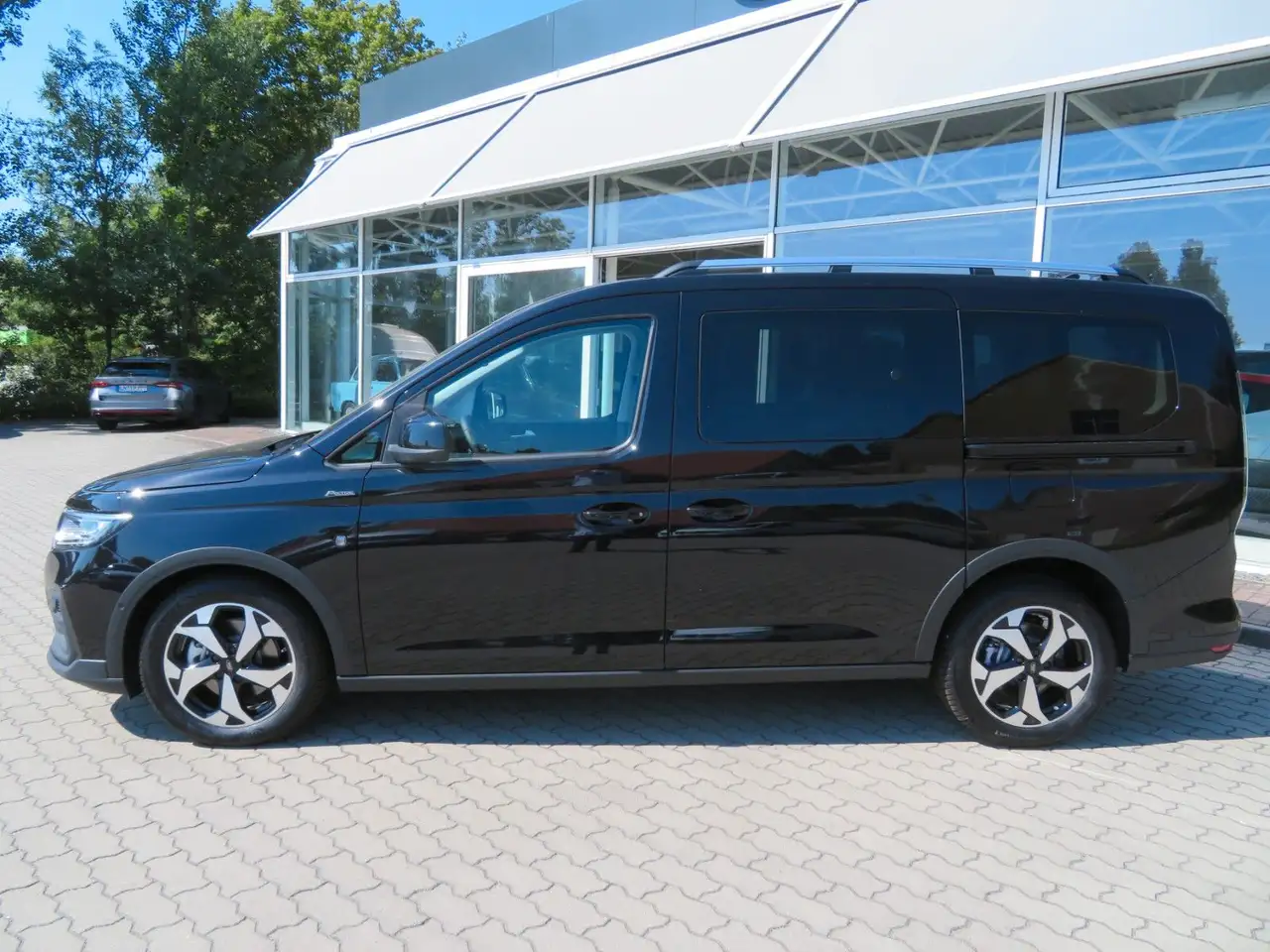 Ford Grand Tourneo 2026