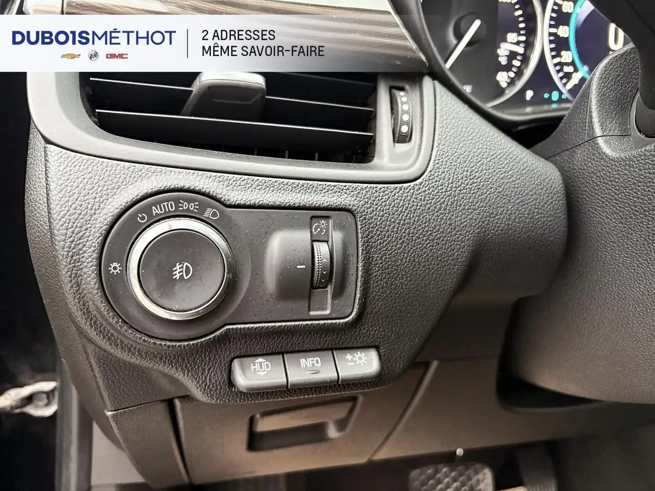 Buick Envision снимка Buick Envision