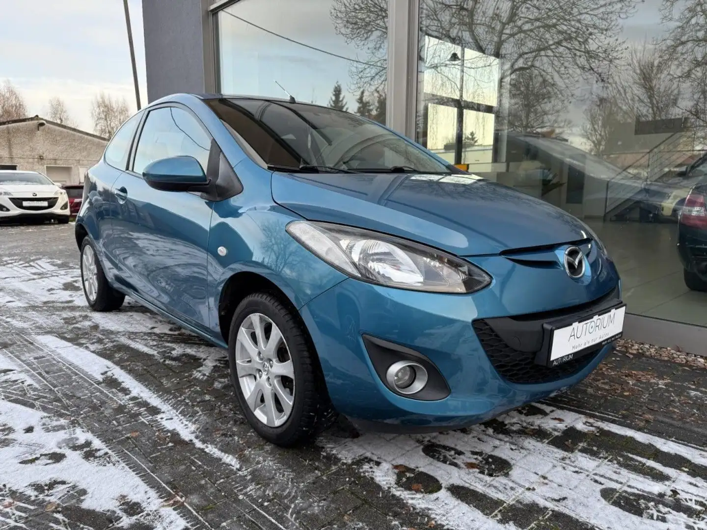 Mazda 2 Lim. 1.3 Active KLIMA SZHZG SERVO EFH MFL LM Blau - 2