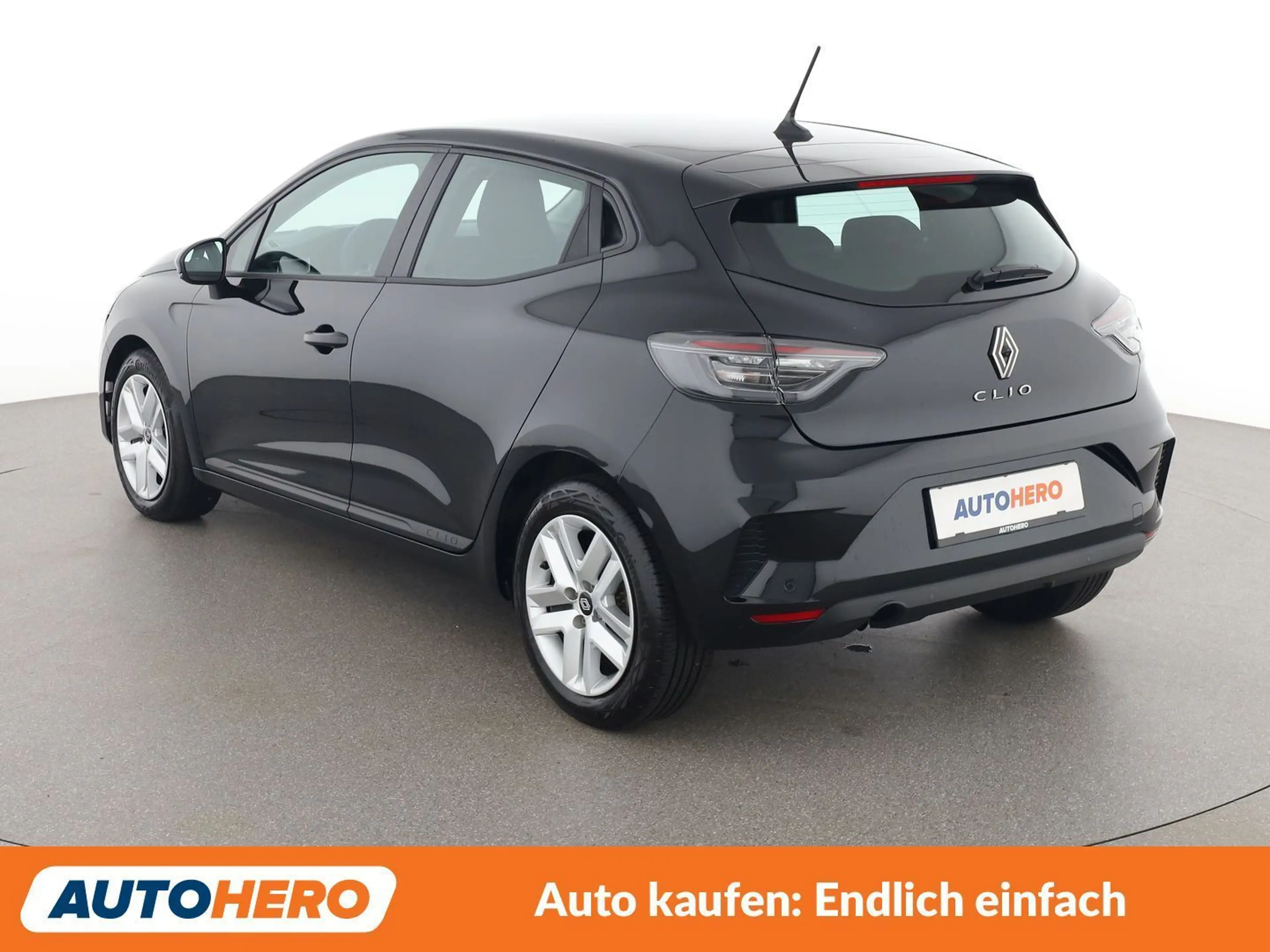 Renault Clio 1.0 TCe Evolution — photo 4