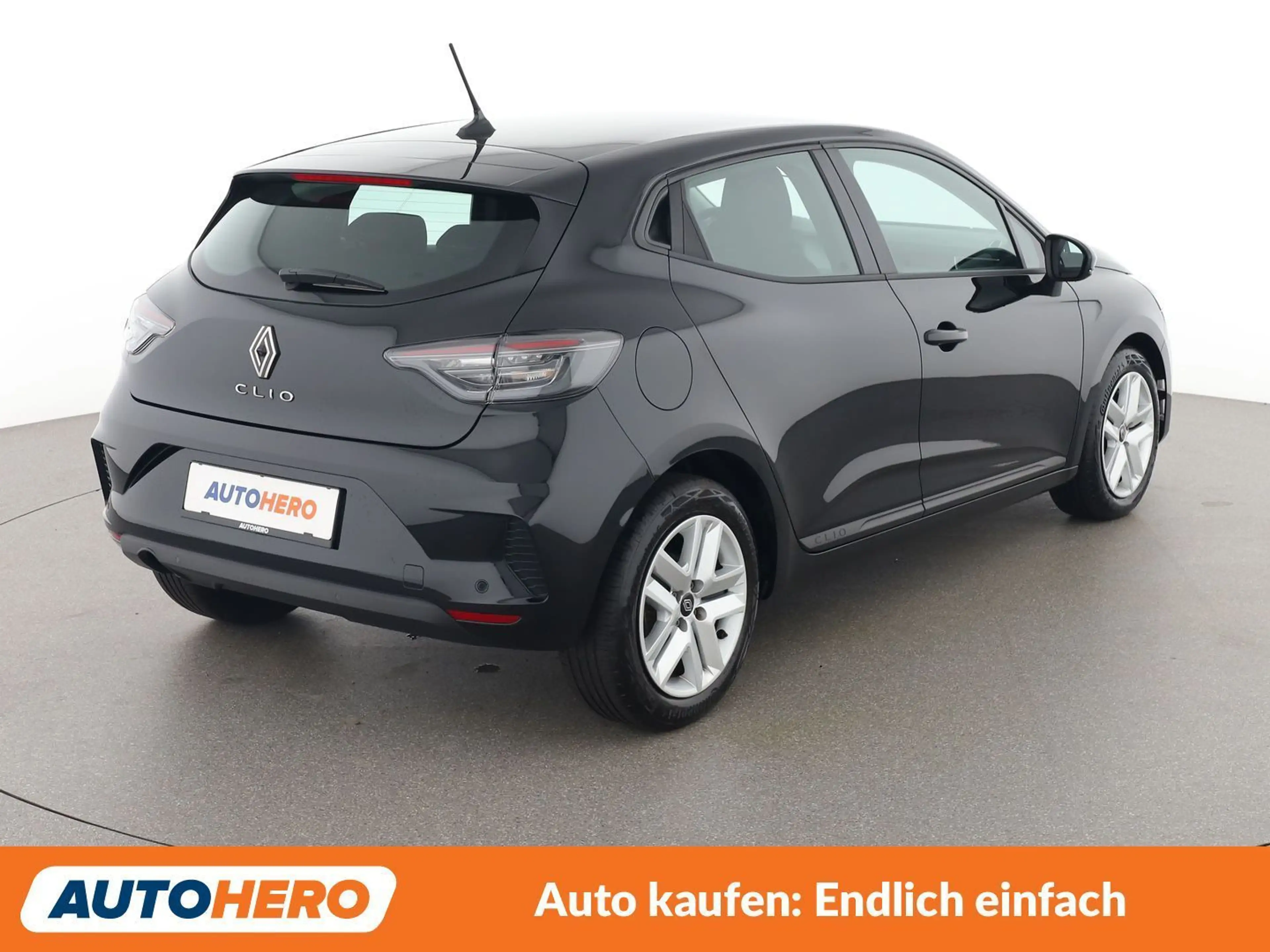 Renault Clio 1.0 TCe Evolution — photo 6
