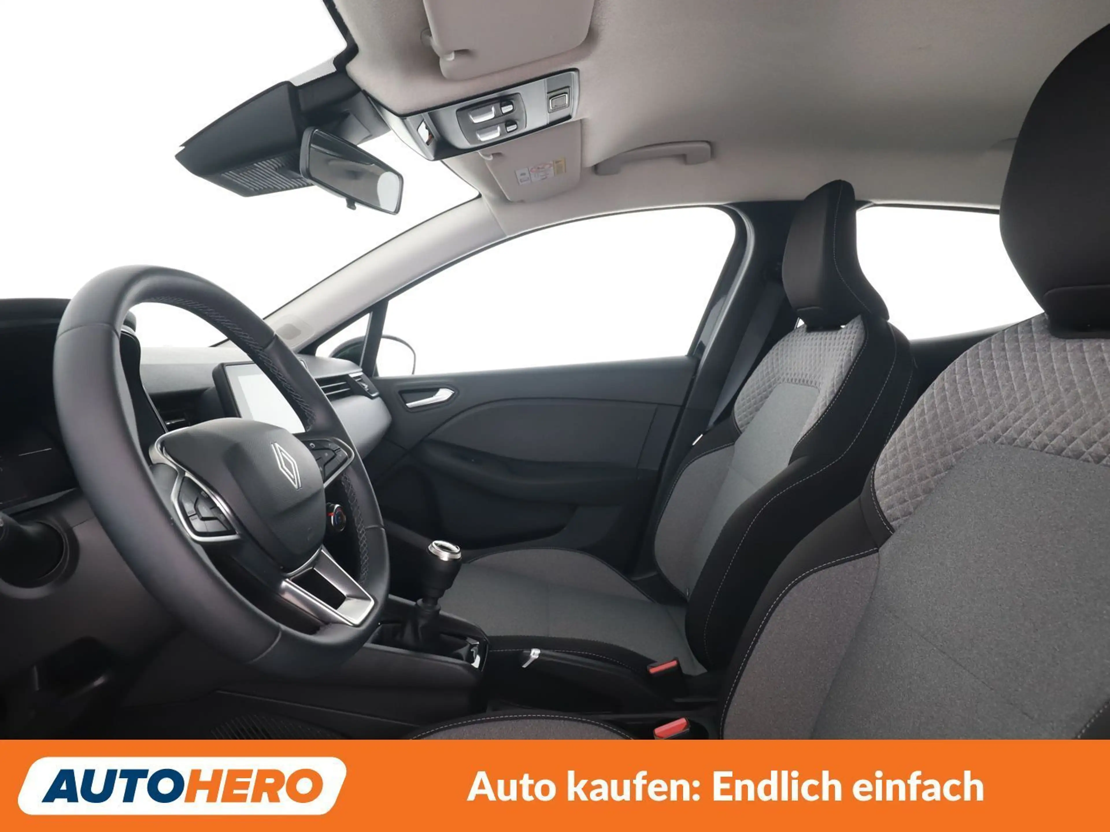 Renault Clio 1.0 TCe Evolution — photo 10