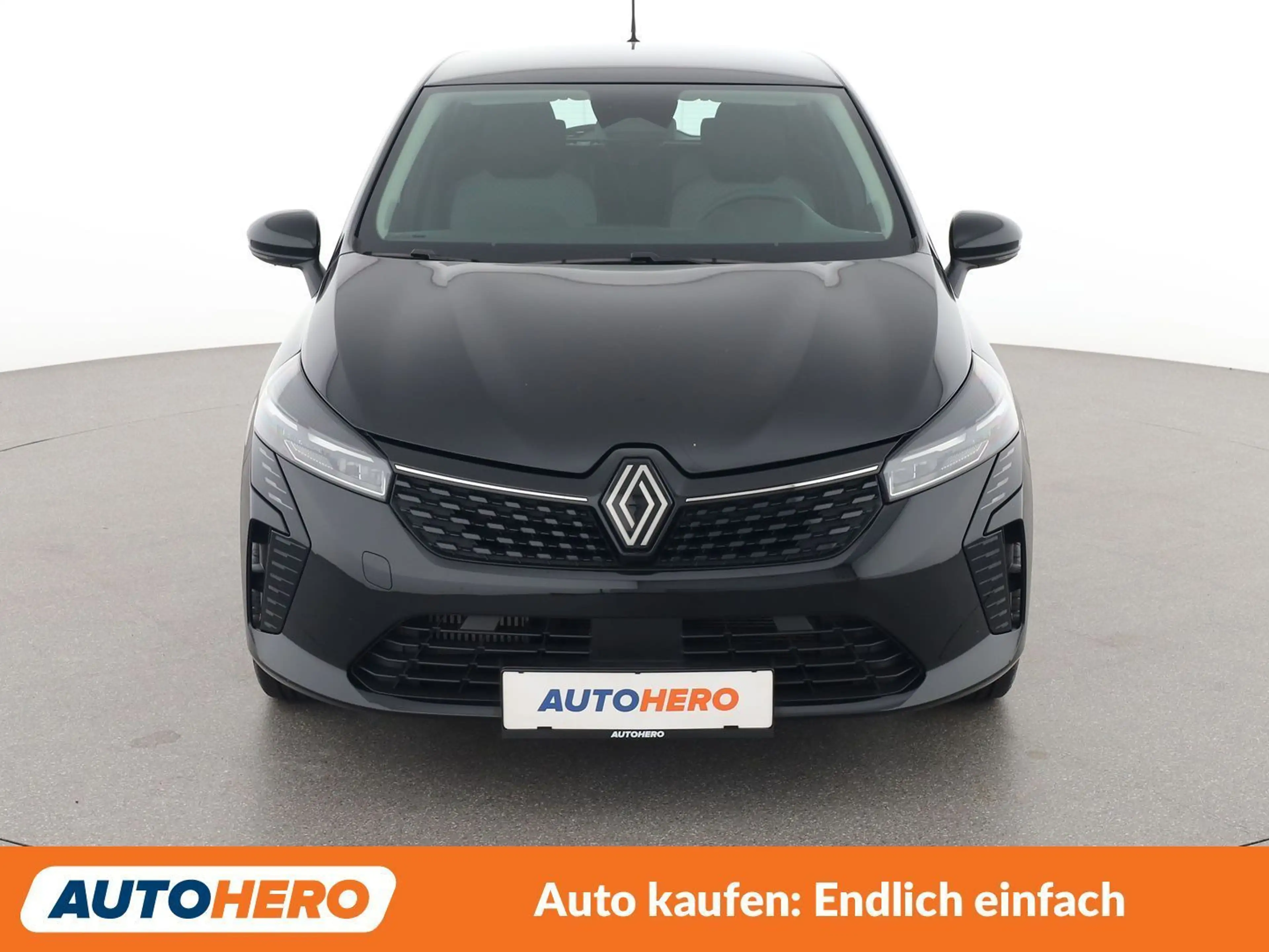Renault Clio 1.0 TCe Evolution — photo 9