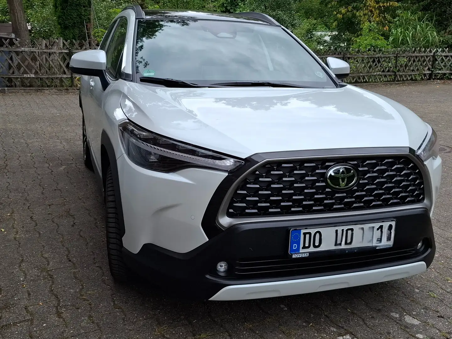 Toyota Corolla Cross Corolla Cross Hybrid 2.0 VVT-i 4x4Team Deutschland Weiß - 1