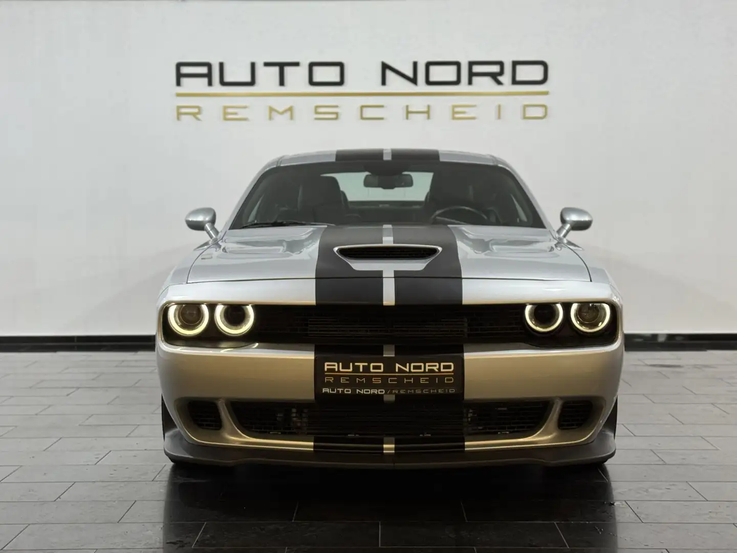 Dodge Challenger 5.7 Hemi *Kamera*Sitzhzg*Navi*12TKM* Argent - 2