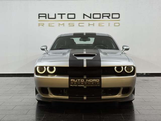 Dodge Challenger 5.7 Hemi *Kamera*Sitzhzg*Navi*12TKM*