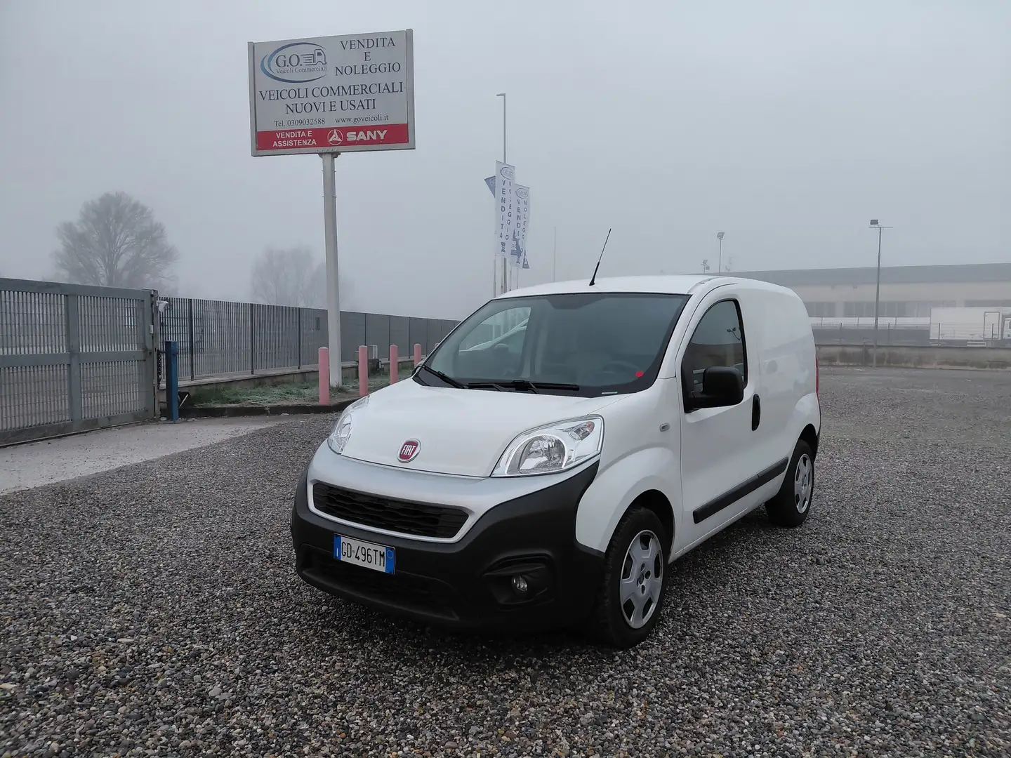 Fiat Fiorino 1.3mjet 95cv euro6d km 115000 Blanc - 2