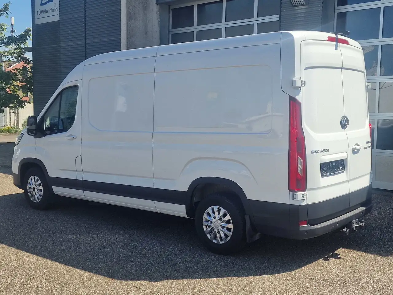Maxus Deliver 9 2024