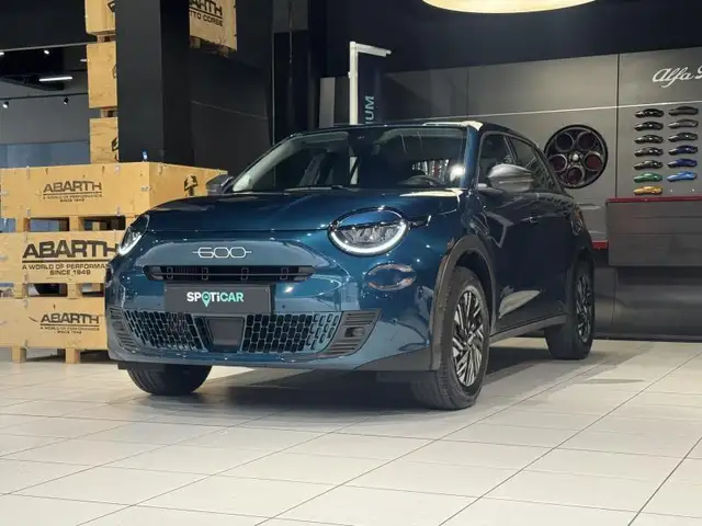 Fiat 600 Hybrid 1.2 136 ch -  Garantie 24 Mois