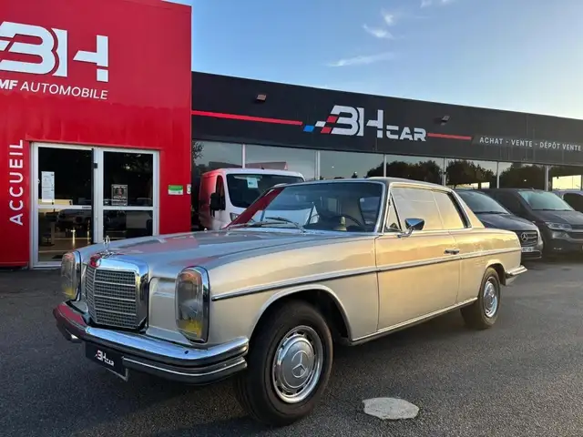 Mercedes-Benz 280 280 CE Coupé 6 Cylindres 185ch Bi-ton Collection