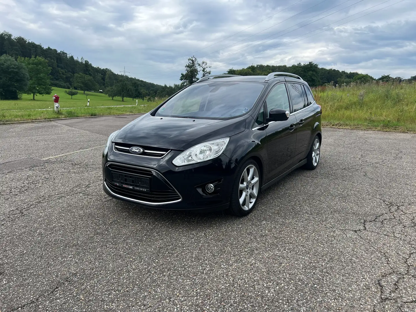 Ford Grand C-Max Titanium " 1 Hand - Navi -Insp. + TÜV Neu " Noir - 1