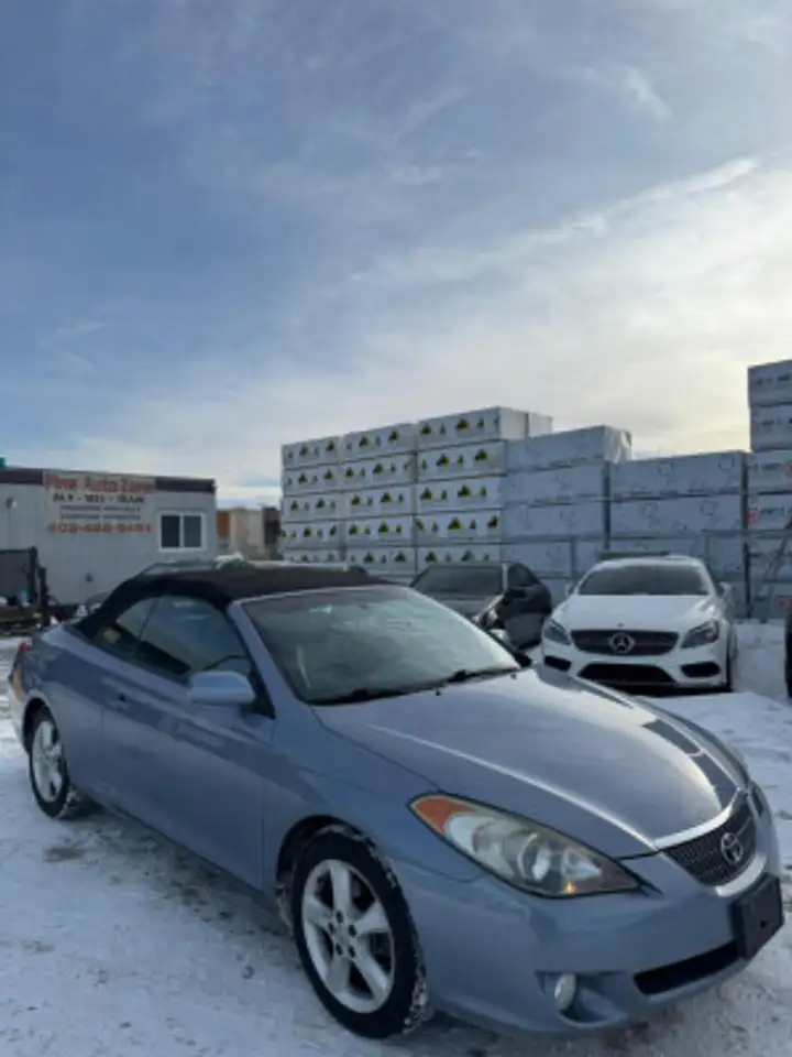 Toyota Camry снимка Toyota Camry